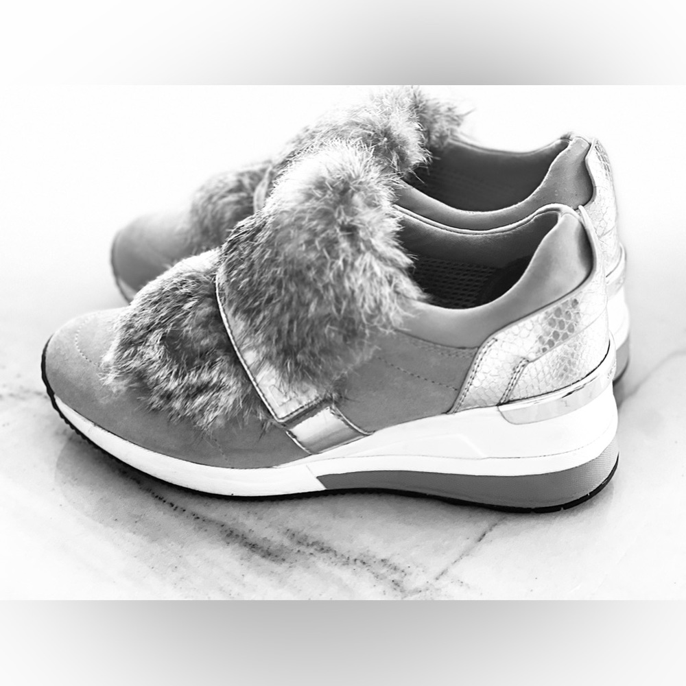 Platform Maven Wedge Fur Sneakers by Michael Kors Size 7.5 (38)